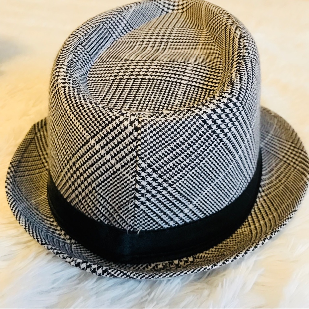 Awesome White Fedora! - Picture 3 of 3